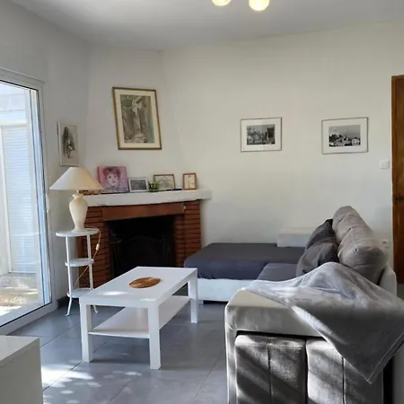 Ines - Maison Climatisee Pour 4 Pers A 5min D'avignon