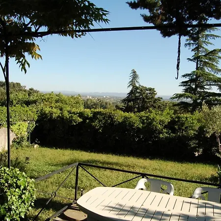 Prázdninový dům Ines - Maison Climatisee Pour 4 Pers A 5min D'avignon *