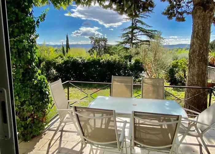 Ines - Maison Climatisée Pour 4 Pers A 5min D'avignon Hébergement de vacances Villeneuve-lès-Avignon